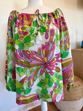 Trina Turk 100% Silk Butterfly Print Blouse Size Large